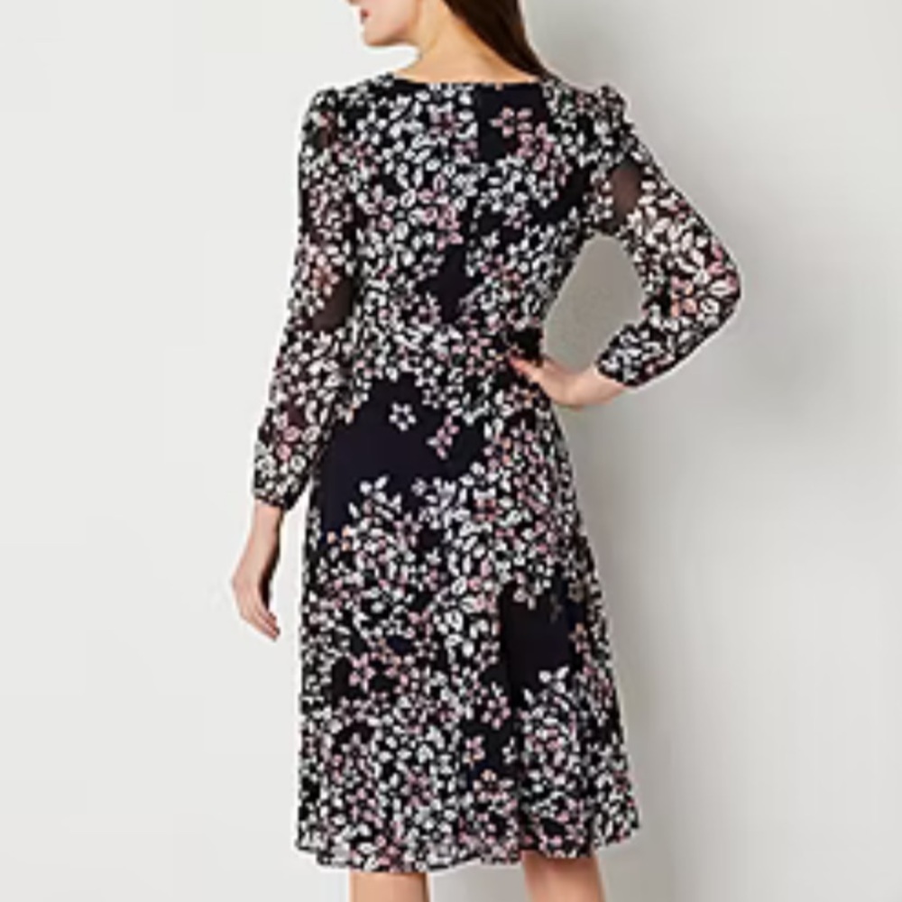 R & K Originals Sleeveless Floral Midi Fit + Flare Dress - NWT - Picture 4 of 4